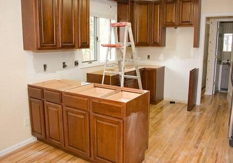 Best Ideas to Upgrade Your Old Kitchen Cabinets