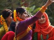 Tips Take Good Selfies (The Selfie-Taking)