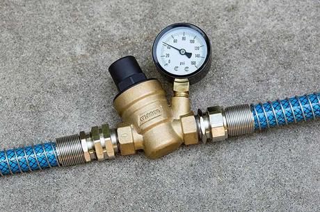 10 Best RV Water Pressure Regulator Reviews 2020