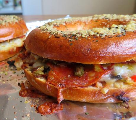 Ultimate Pizza Bagels