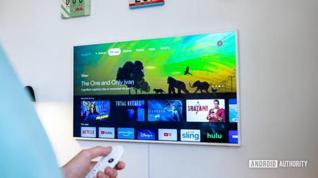 Chromecast with Google TV vs the “old” Chromecast series