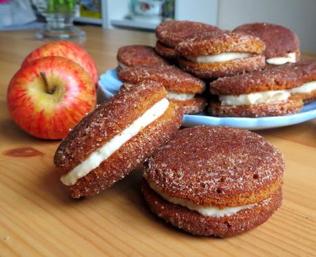 Apple Cider Donut Whoopie Pies