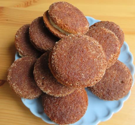 Apple Cider Donut Whoopie Pies