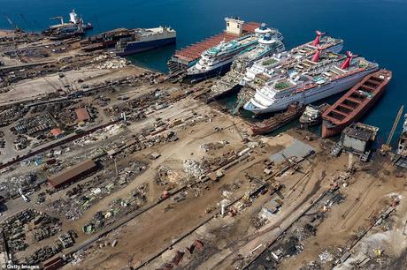 Corona death .. .. this time for colossal giants on Sea  ~ Ship breaking and Insurance