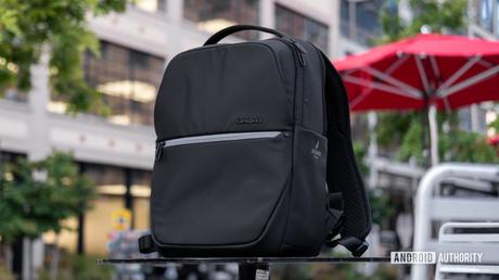 Samsonite Konnect-i with Google Jacquard review: Simple and smart for a premium Samsonite Konnect-i with Google Jacquard review: Simple and smart for a premium