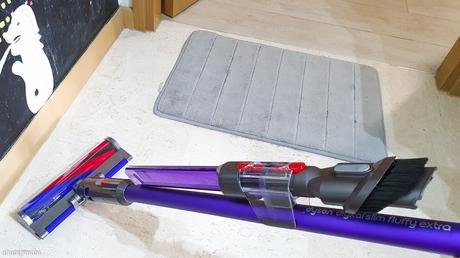 My trusted helper {Review of Dyson Digital Slim Fluffy Extra}