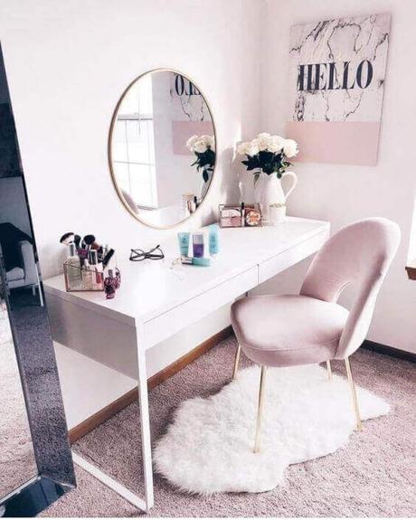 Girly Pink Makeup Room Ideas - Harptimes.com