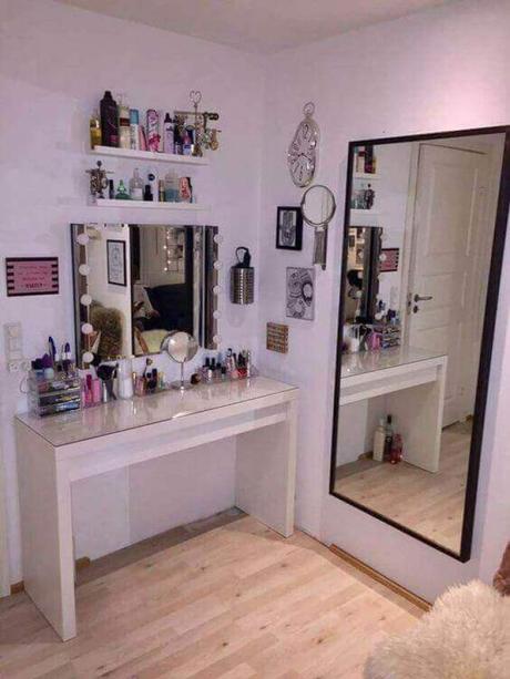 Makeup Room Ideas Dressing Table with Some Extra Mirrors - Harptimes.com