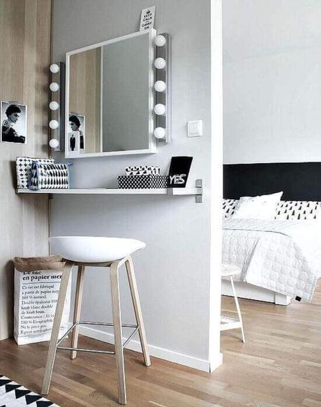 Simple Black and White Makeup Room Ideas - Harptimes.com