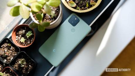 Google Pixel 5 unboxing and hands on: The premium Pixel for 2020