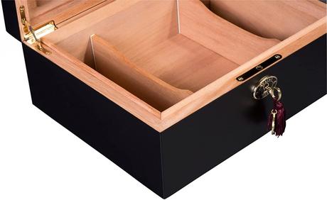 black daniel marshall humidor