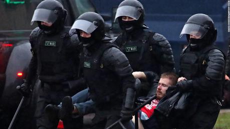 Belarus police crack down on protesters, detain dozens