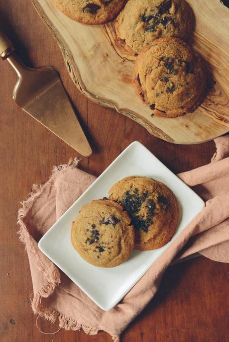 Gluten-Free Peanut Butter Chocolate Chunk Cookies