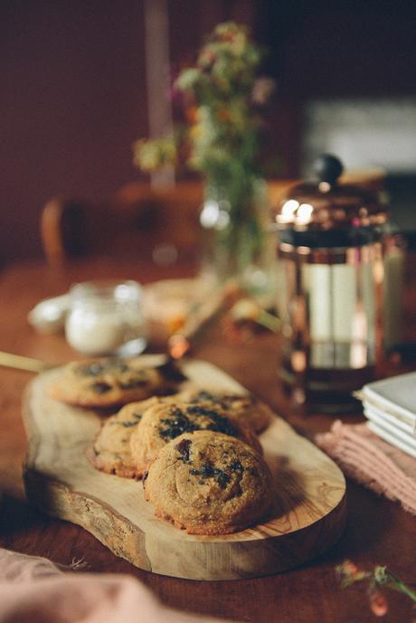 Gluten-Free Peanut Butter Chocolate Chunk Cookies