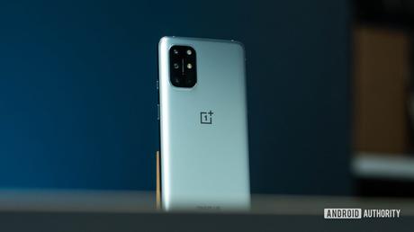 The OnePlus 8T vs Samsung Galaxy S20 FE: Which is right for you?