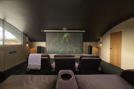 Questions to Ask While Installing a Home Theatre in Your Gold Coast Home