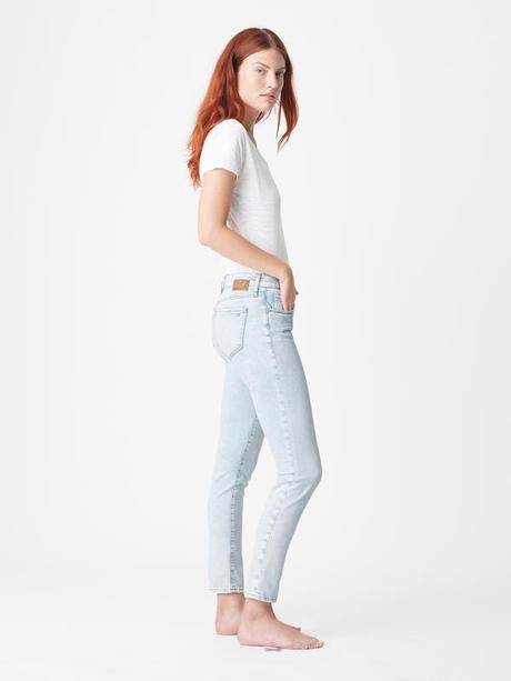 How to Wear Your High-Waisted Jeans