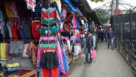 6 Perfect Spots For All Shopaholics!