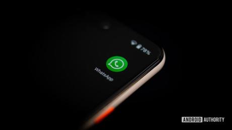 WhatsApp call support is coming to desktop, web clients WhatsApp call support is coming to desktop, web clients