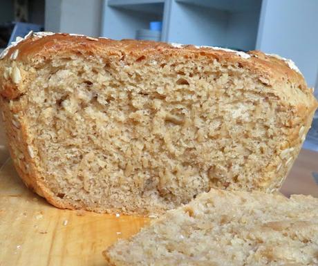 Oatmeal Casserole Bread