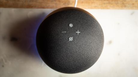 4 best uses for Amazon Echo in your living room