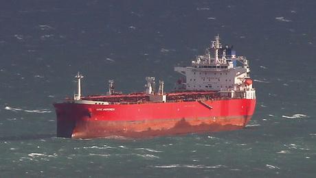 Tanker vessel hijacked in UK waters near Southampton ??
