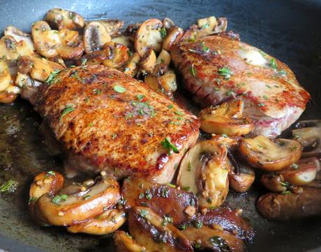 Herbed Garlic Butter Steak & Mushrooms