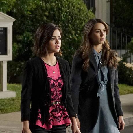 22 Shocking Pretty Little Liars Secrets Revealed