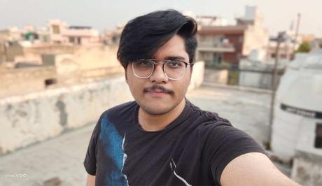 Vivo V20 bokeh selfie