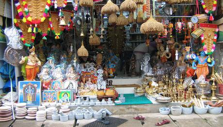 9 Best Spots For Shopping In Tirupati That Are Worth Visiting!