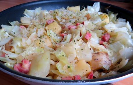 Smothered Cabbage with Ham