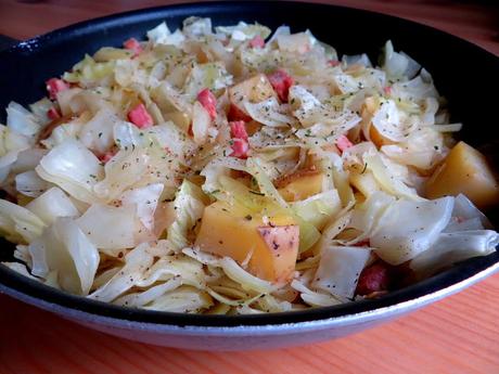 Smothered Cabbage with Ham