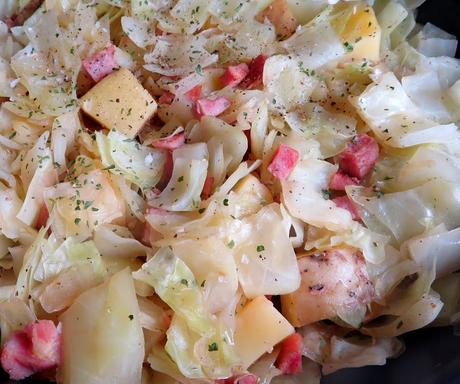 Smothered Cabbage with Ham