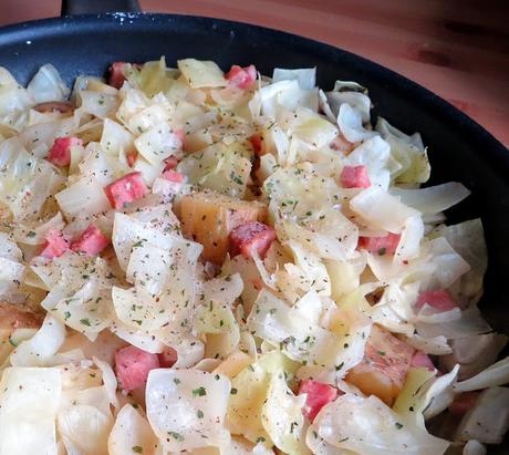 Smothered Cabbage with Ham