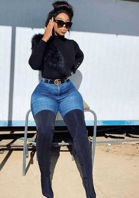 “I Will Hardly Lose Focus, If She Was My Class Teacher” – SEE Photos Of A Curvy High School Teacher