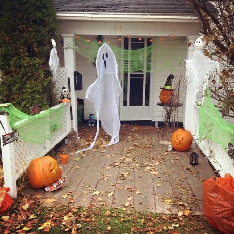 My annual haunted walkway Halloween