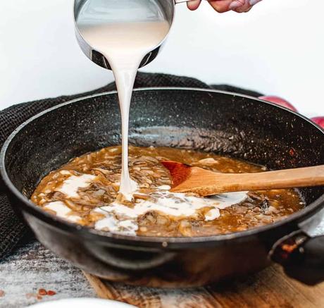 Vegan Mushroom Stroganoff