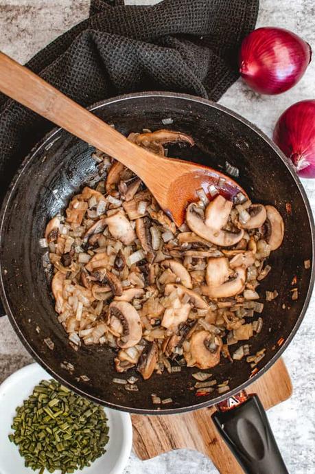 Vegan Mushroom Stroganoff