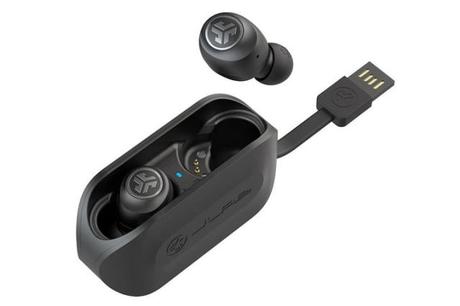 Great and Cheap Accessories to Complete Your New iPhone 12