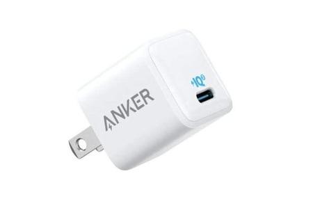 Great and Cheap Accessories to Complete Your New iPhone 12