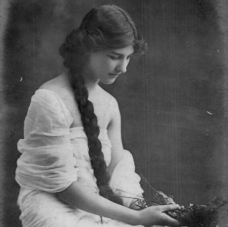 Straight Outta Hendon... Straight Outta Hendon...