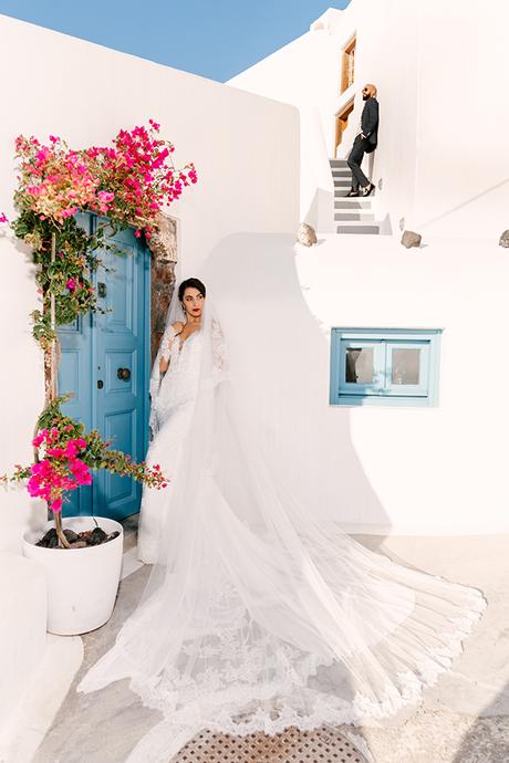 inspiring-destination-wedding-santorini-most-amazing-details_02x