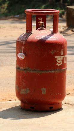 Ease of booking a Gas Cylinder ... .. all important change in Telephone Number