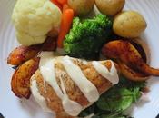 Chicken with Baby Greens, Pears Blue Cheese