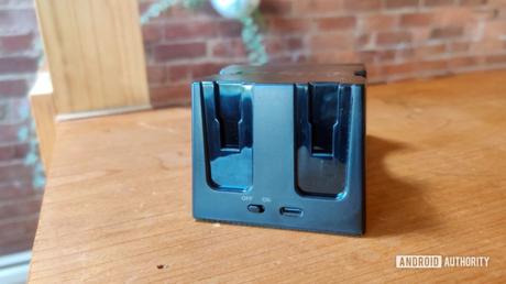 Oivo Charging Stand for Nintendo Switch Controllers review