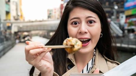 Do you eat takoyaki hot or cold