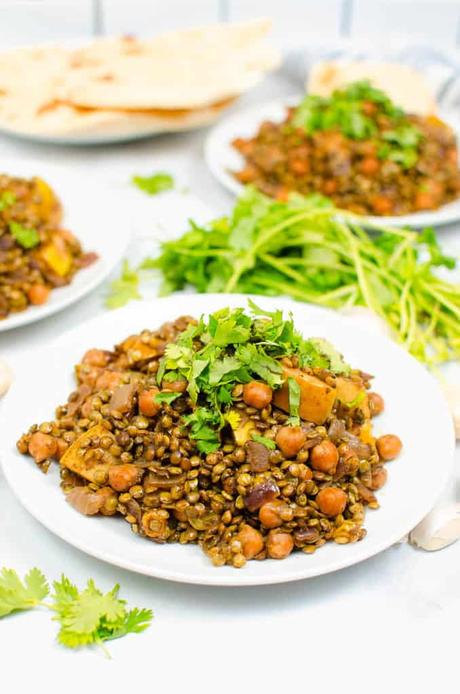 Apple Curry with Chickpeas and Lentils