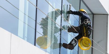 How Much do Window Washers Make ？