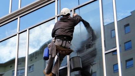 How Much do Window Washers Make ？