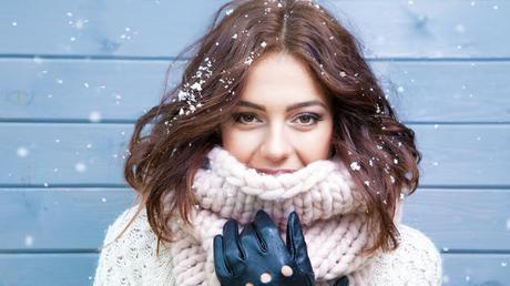 5 Easy Ways to Keep Your Hair Healthy in Winter